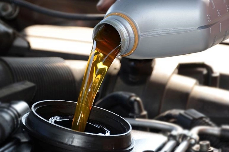 How To Pick the Right Motor Oil for A Car?