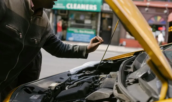 Why car shuts off while driving